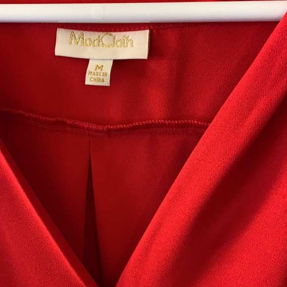 Perfect red top - Picture 2 of 6